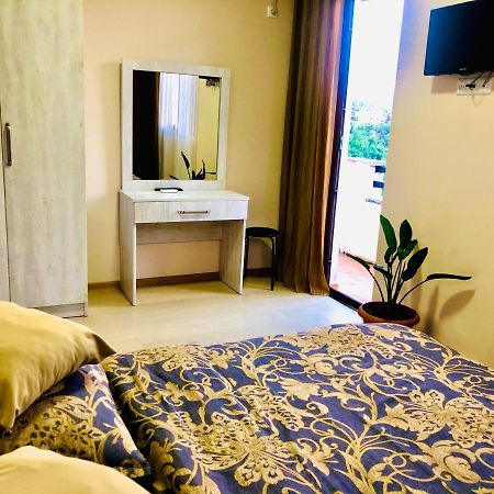 Holiday House Green Cape Batumi Hotel Мцване Концхи Екстериор снимка